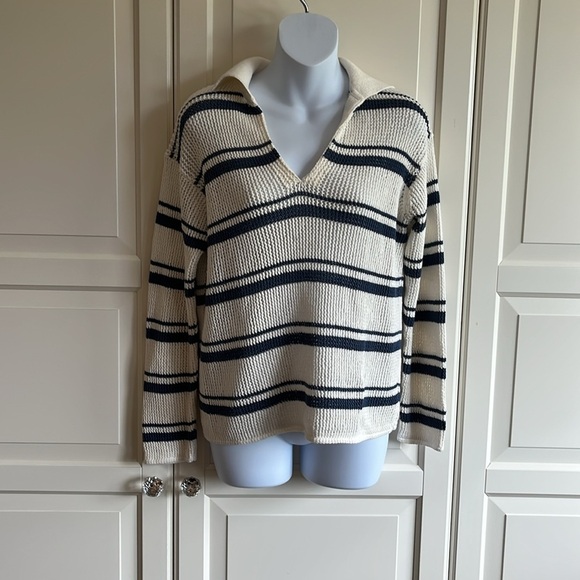 Vince Racked
Ribbed Stripe Cotton Knit Pullover Blue and White Size Small - Picture 7 of 12